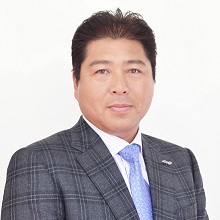 真中 満